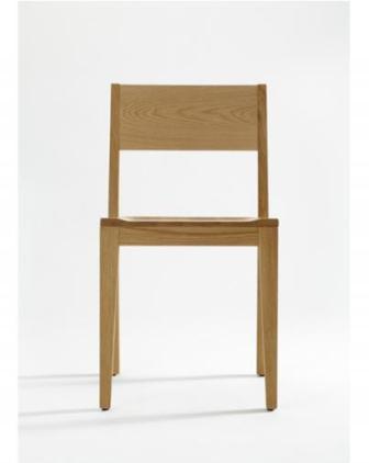 houten-stoel-iesu-ondarreta