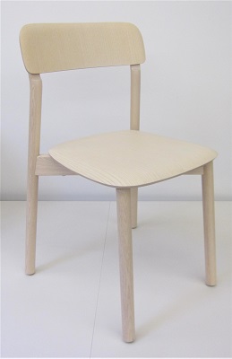 houten-stoel-lina-calligaris